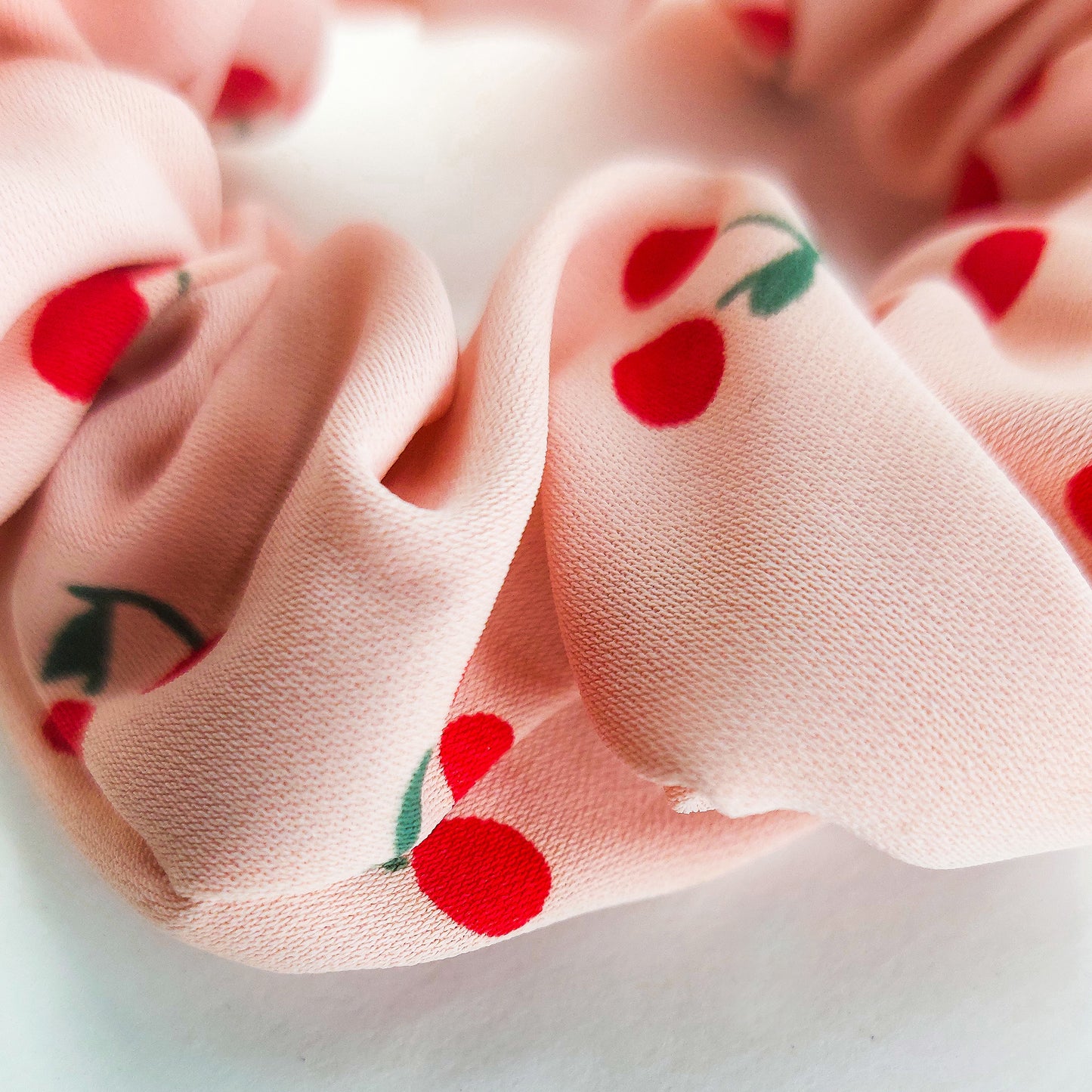 Scrunchie de Licra - Cerejas