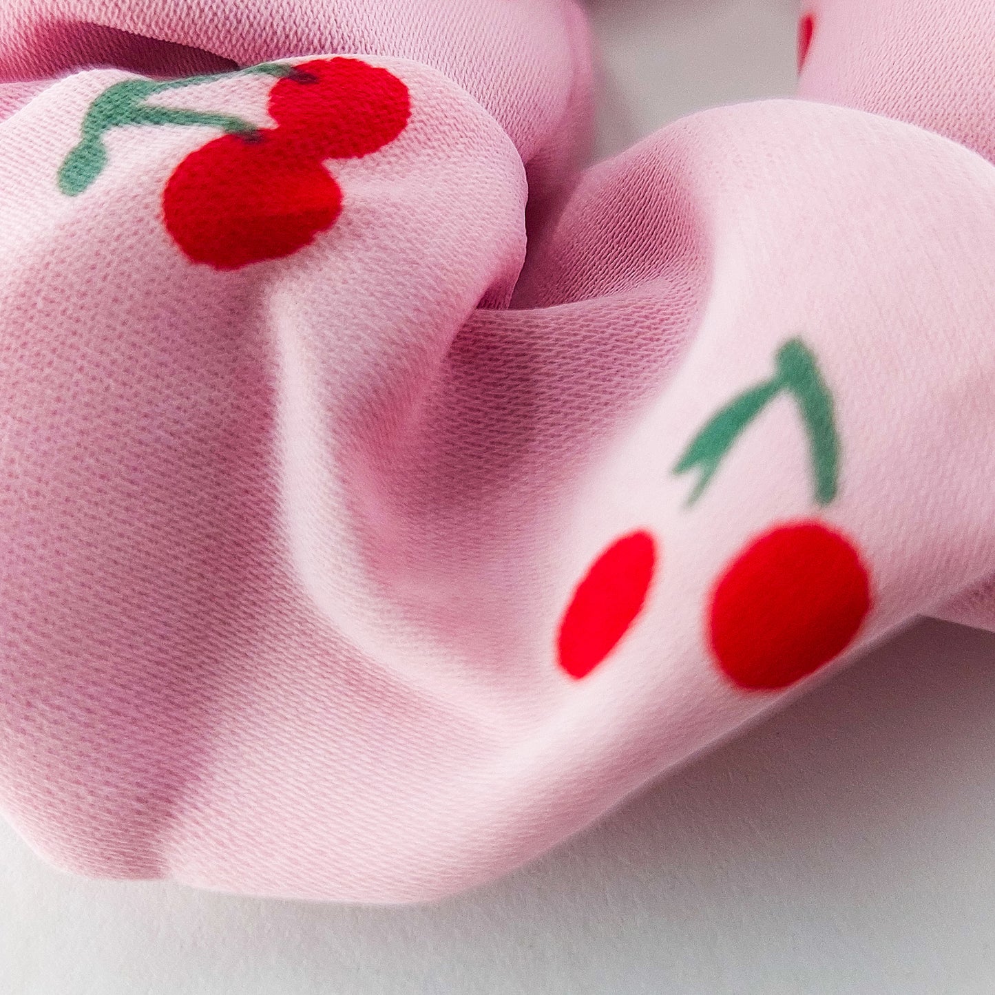 Scrunchie de Licra - Cerejas